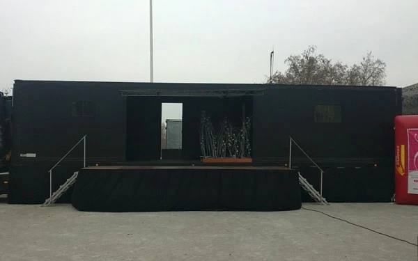 Semi__amp__Semi_podium_0010_20032011029