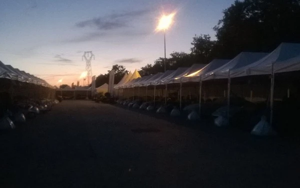 Tentes__amp__Chapiteaux_0003_11120916_826902904052257_624200536142251748_o