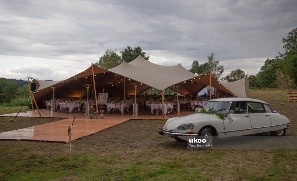 Tente mariage à Guécélard